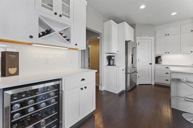 6697 Morning Dew Lane, Sun Prairie, WI 53590