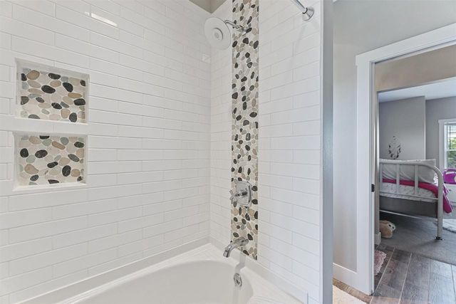 6697 Morning Dew Lane, Sun Prairie, WI 53590