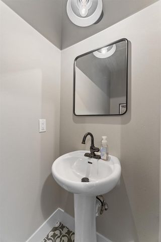6697 Morning Dew Lane, Sun Prairie, WI 53590