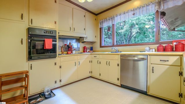 500 Richbourg Road, Greenville, SC 29615