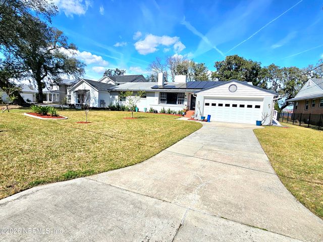 1111 NICHOLSON Road, Jacksonville, FL 32207
