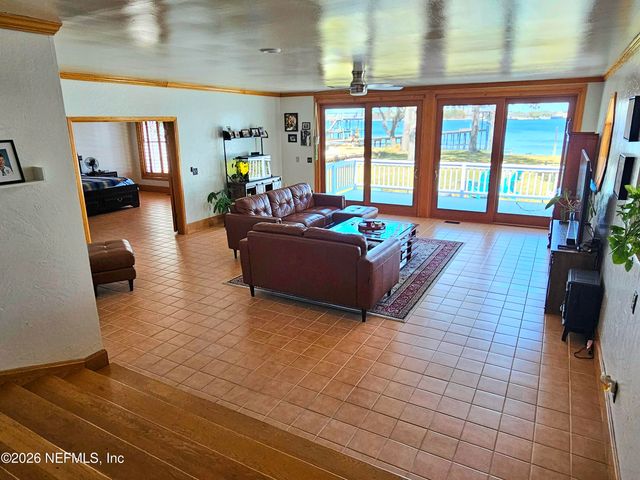 1111 NICHOLSON Road, Jacksonville, FL 32207