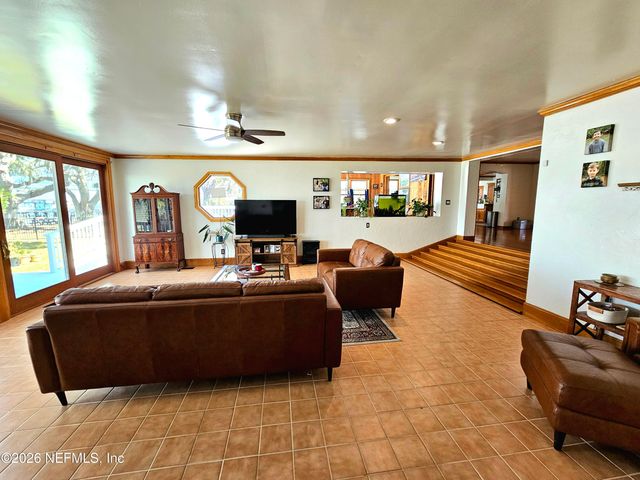 1111 NICHOLSON Road, Jacksonville, FL 32207