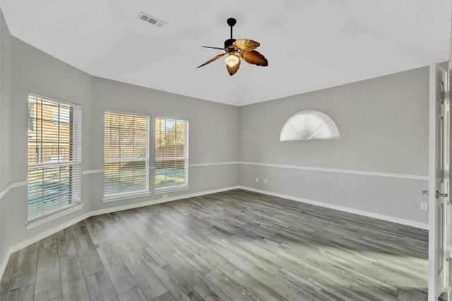 9102 Hogan Drive, Rowlett, TX 75089