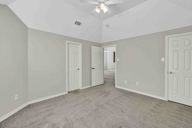 9102 Hogan Drive, Rowlett, TX 75089