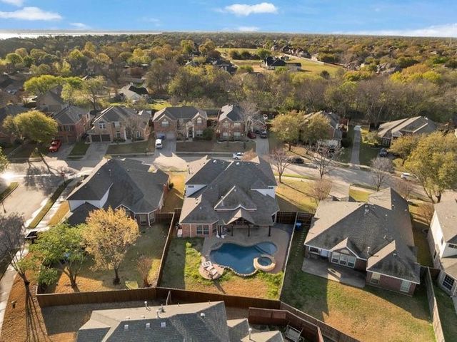 9102 Hogan Drive, Rowlett, TX 75089