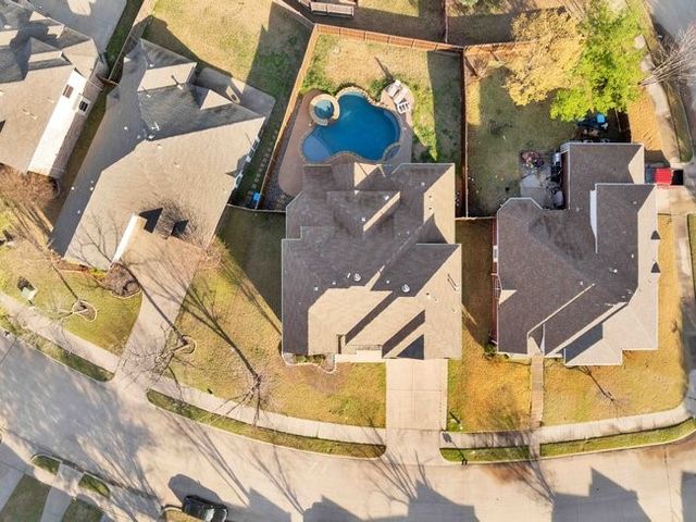 9102 Hogan Drive, Rowlett, TX 75089