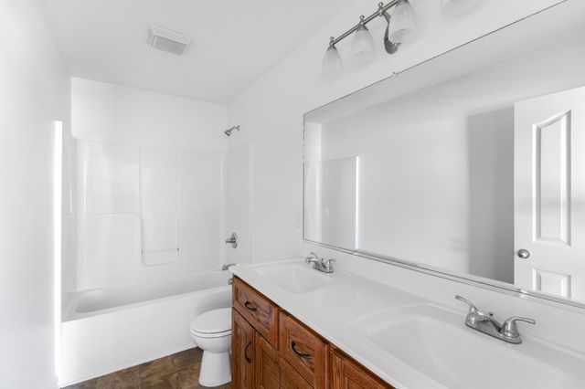 1909 Susan Rd, Columbia, TN 38401