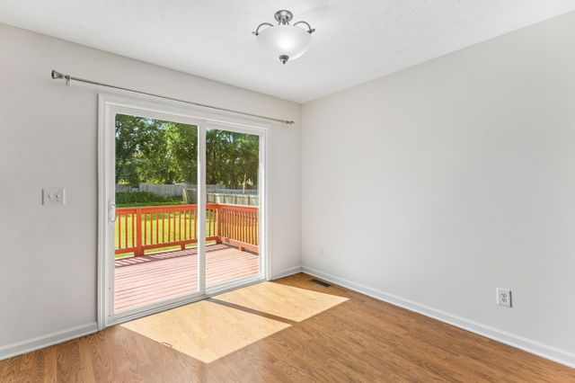1909 Susan Rd, Columbia, TN 38401