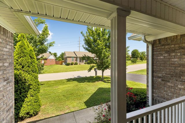 1909 Susan Rd, Columbia, TN 38401