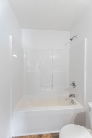 1909 Susan Rd, Columbia, TN 38401