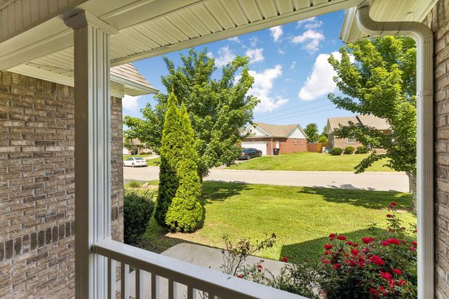 1909 Susan Rd, Columbia, TN 38401
