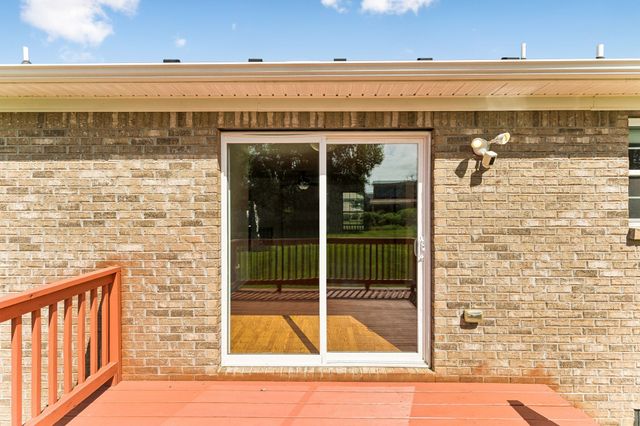 1909 Susan Rd, Columbia, TN 38401