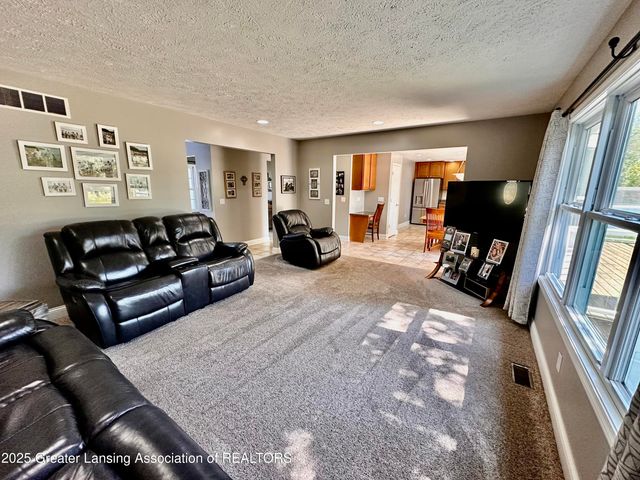 2632 Narrow Lake Road, Charlotte, MI 48813