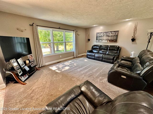 2632 Narrow Lake Road, Charlotte, MI 48813