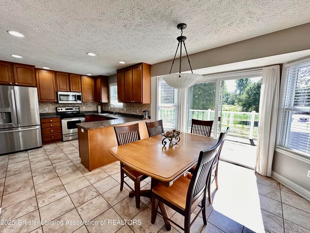 2632 Narrow Lake Road, Charlotte, MI 48813