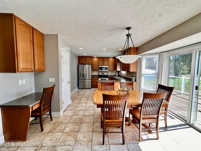 2632 Narrow Lake Road, Charlotte, MI 48813