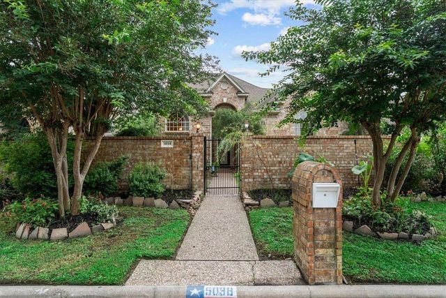 5038 Huntwick Parc Court, Houston, TX 77069