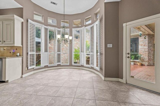 5038 Huntwick Parc Court, Houston, TX 77069