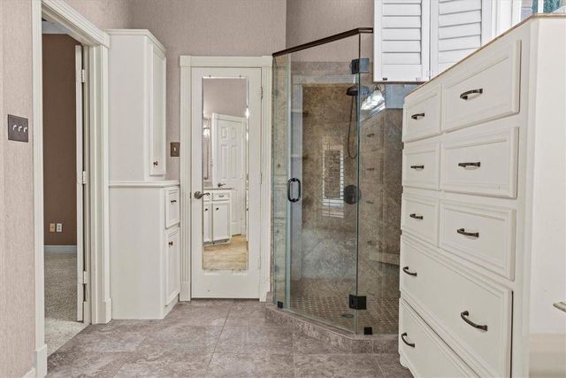 5038 Huntwick Parc Court, Houston, TX 77069