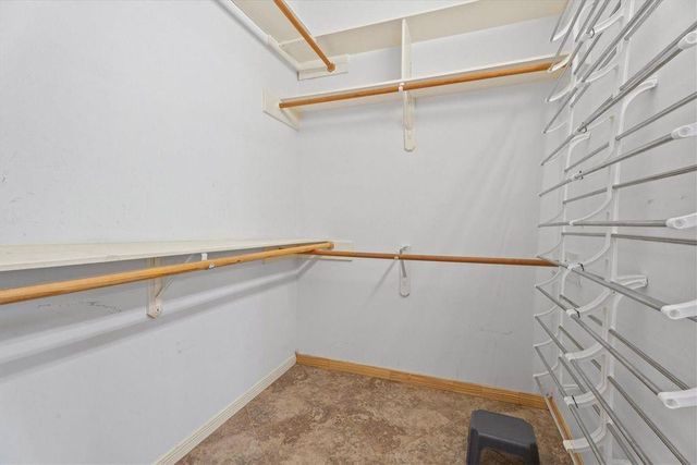 5038 Huntwick Parc Court, Houston, TX 77069