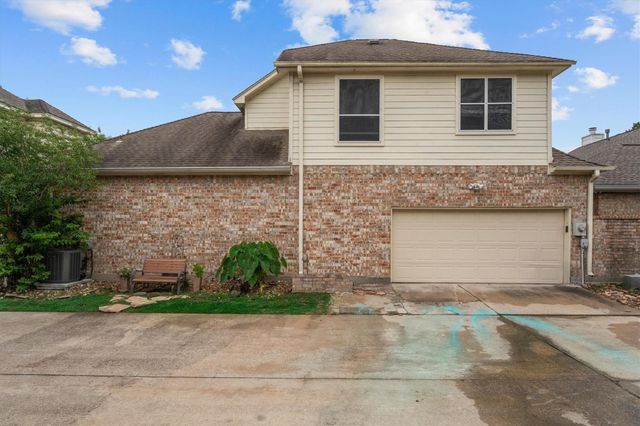 5038 Huntwick Parc Court, Houston, TX 77069