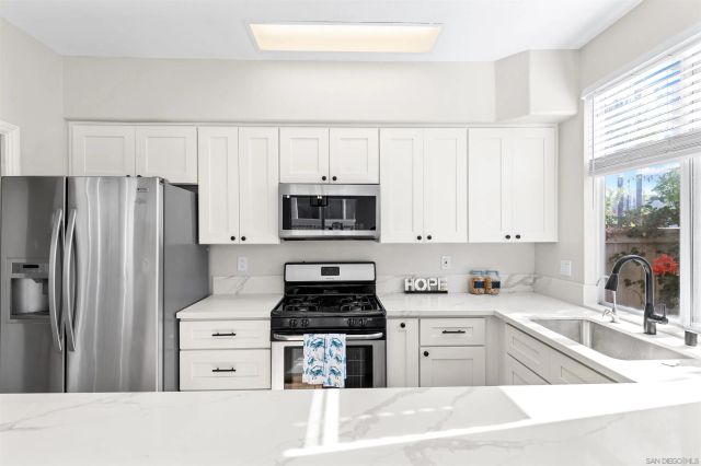 11845 Spruce Run B, San Diego, CA 92131