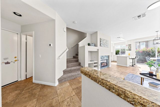 11845 Spruce Run B, San Diego, CA 92131