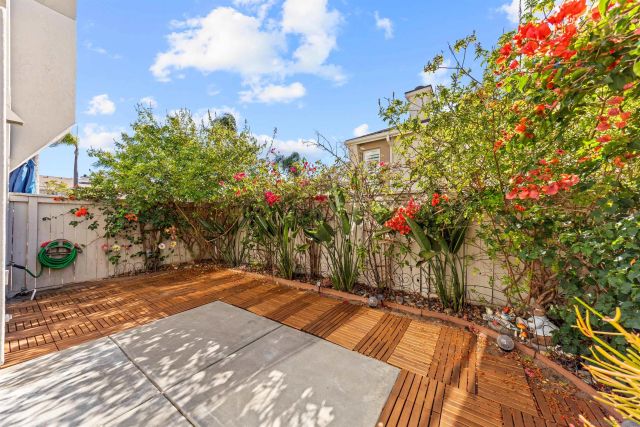 11845 Spruce Run B, San Diego, CA 92131