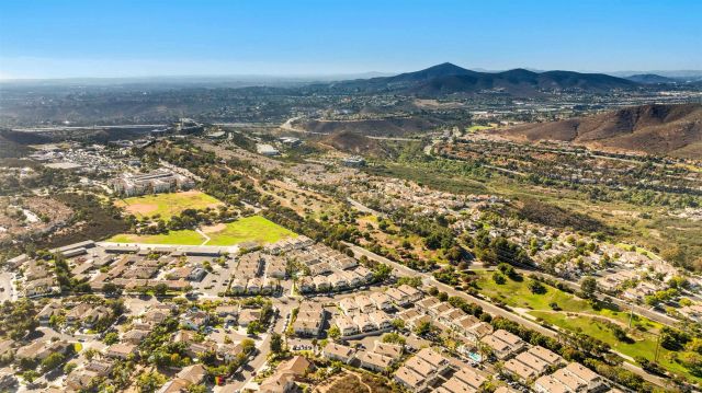 11845 Spruce Run B, San Diego, CA 92131