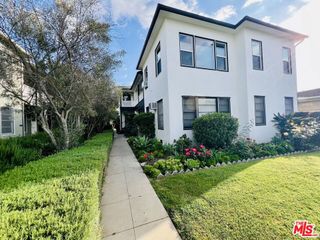 4526 St Elmo Drive, Los Angeles, CA 90019