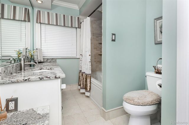 32291 Verona Circle, Beverly Hills Village, MI 48025