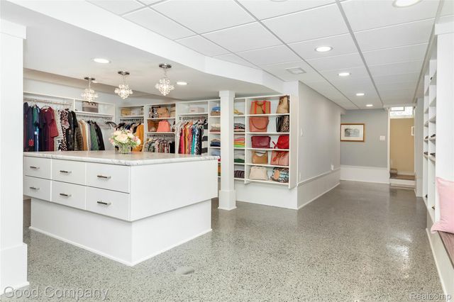 32291 Verona Circle, Beverly Hills Village, MI 48025