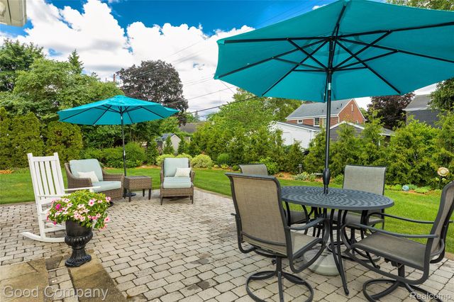 32291 Verona Circle, Beverly Hills Village, MI 48025