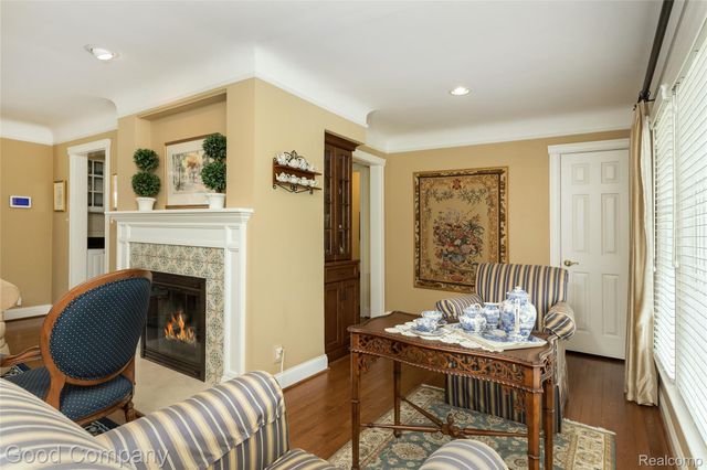32291 Verona Circle, Beverly Hills Village, MI 48025