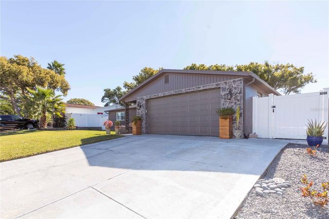 6324 PATELLA AVE., New Port Richey, FL 34653