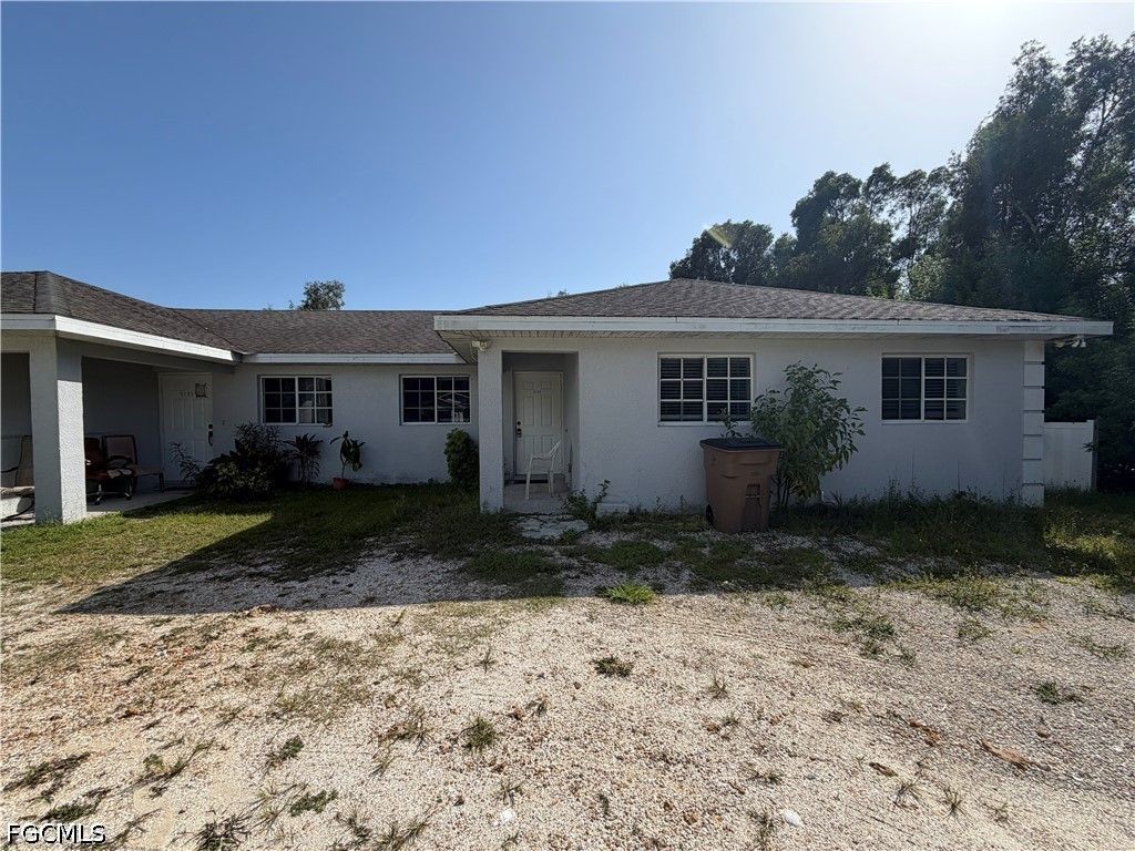 5135 25th ST SW, Lehigh Acres, FL 33973
