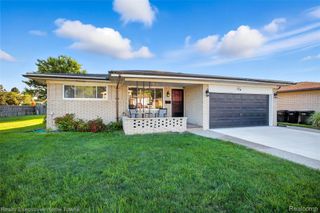 37011 Tricia Drive, Sterling Heights, MI 48310