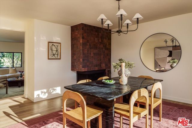 4249 Torreon Drive, Woodland Hills (los Angeles), CA 91364