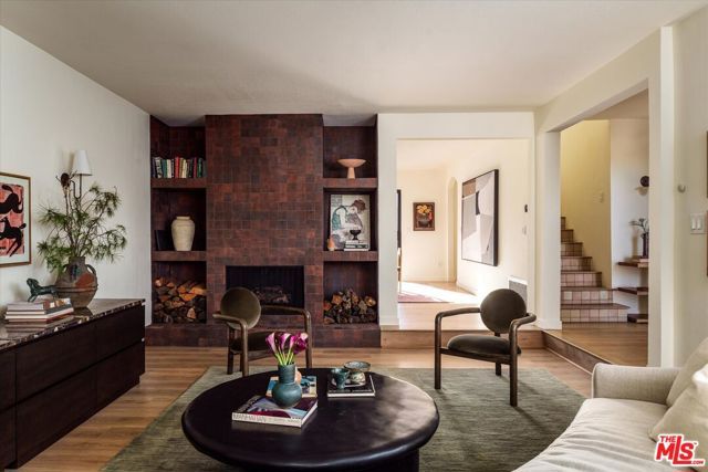 4249 Torreon Drive, Woodland Hills (los Angeles), CA 91364