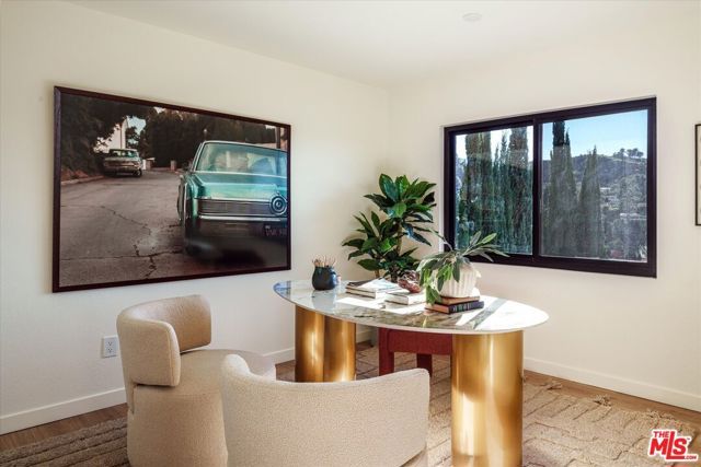 4249 Torreon Drive, Woodland Hills (los Angeles), CA 91364