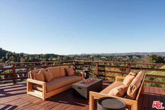 4249 Torreon Drive, Woodland Hills (los Angeles), CA 91364