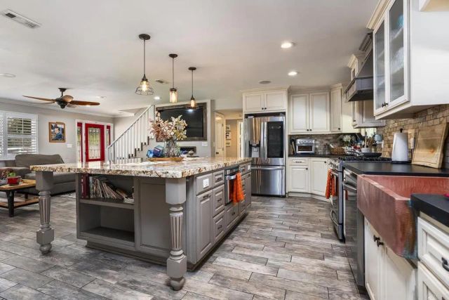 2430 GEYER LN, Alpine, CA 91901