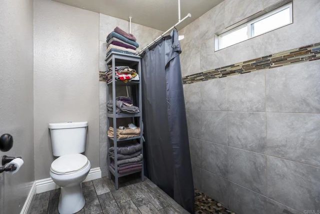 2430 GEYER LN, Alpine, CA 91901
