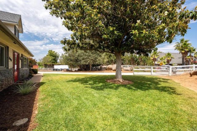 2430 GEYER LN, Alpine, CA 91901