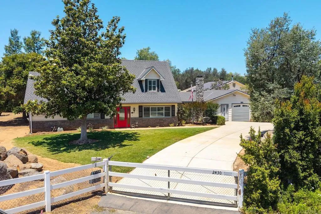 2430 GEYER LN, Alpine, CA 91901