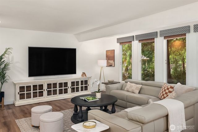 16430 133rd Court NE, Redmond, WA 98052