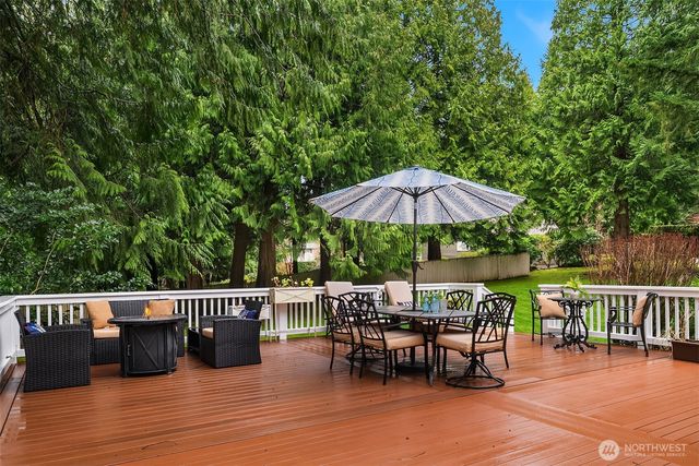 16430 133rd Court NE, Redmond, WA 98052