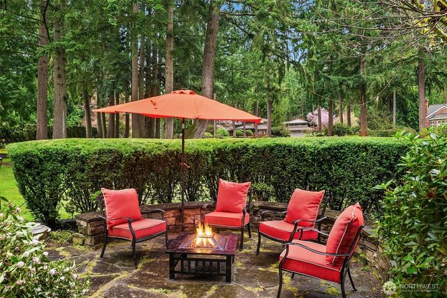 16430 133rd Court NE, Redmond, WA 98052