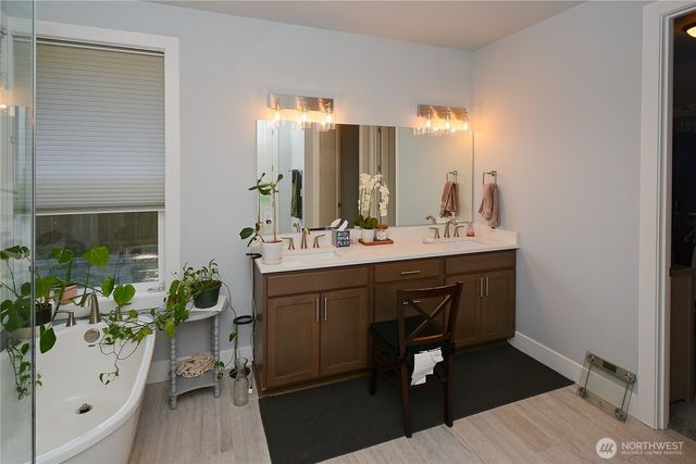 14411 86th Avenue Ct E, Puyallup, WA 98375